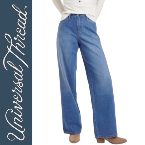 Universal Thread Relaxed Wide
Leg Jeans 18 short new - Picture 1 of 4